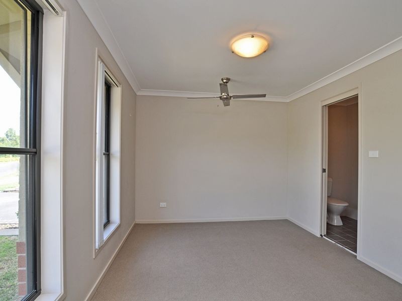 26/12 Denton Park Drive, Rutherford NSW 2320