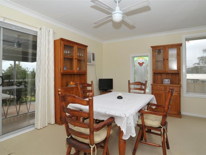 4 Montgomery Avenue, Rutherford NSW 2320