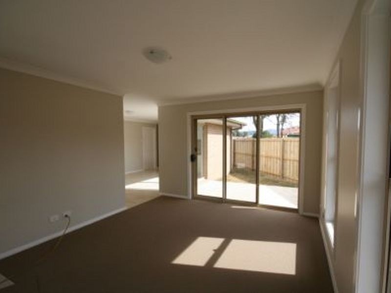 2/18 Fairview Place, Cessnock NSW 2325