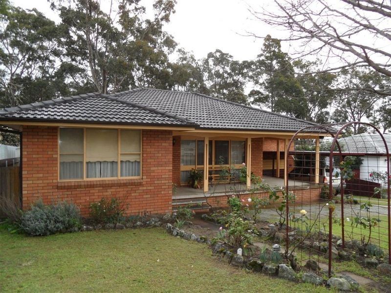 18 Wakehurst Crescent, Metford NSW 2323