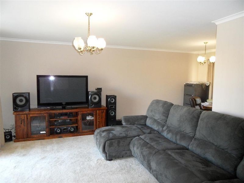 39 Streeton Drive, Metford NSW 2323