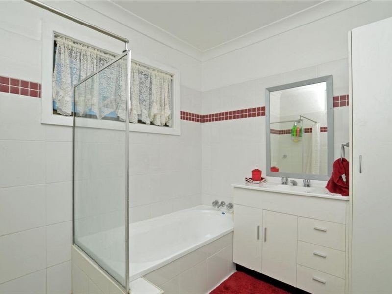 3 Kent Street, Greta NSW 2334