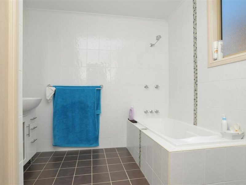 8 Flinders Street, East Maitland NSW 2323