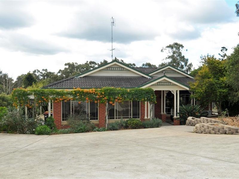9 Hilldale Drive, Bolwarra Heights NSW 2320