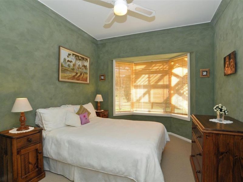 9 Hilldale Drive, Bolwarra Heights NSW 2320