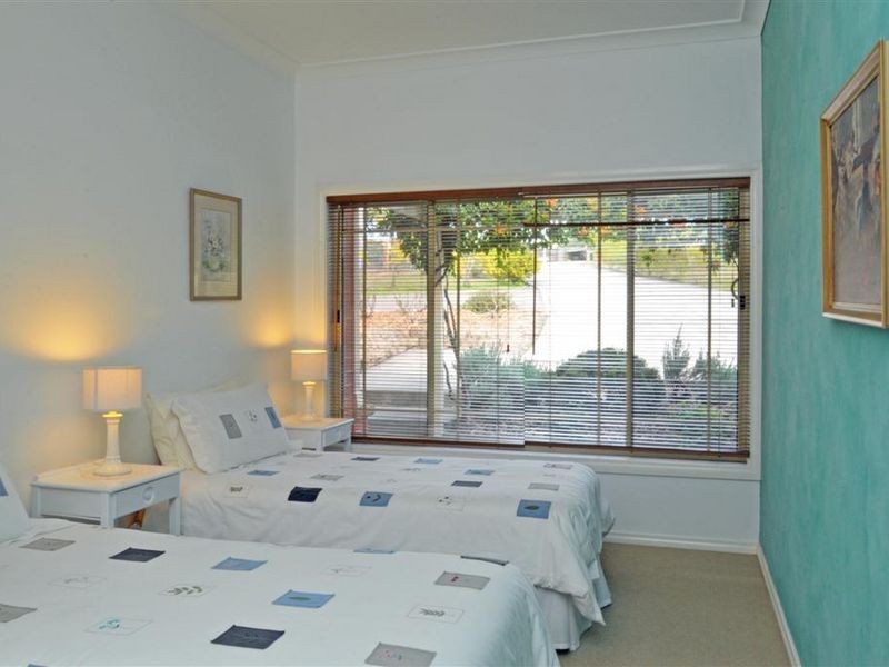 9 Hilldale Drive, Bolwarra Heights NSW 2320