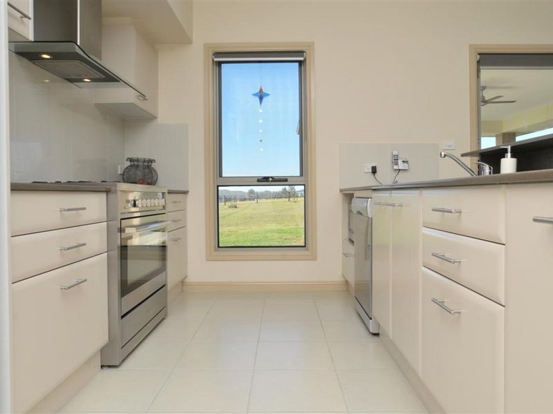 26 Sandstone Drive, Windella NSW 2320