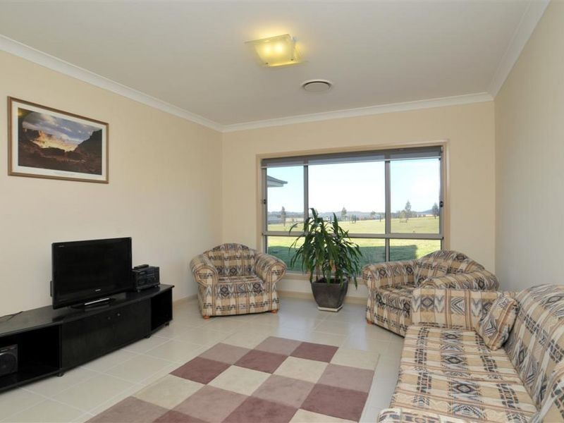 26 Sandstone Drive, Windella NSW 2320