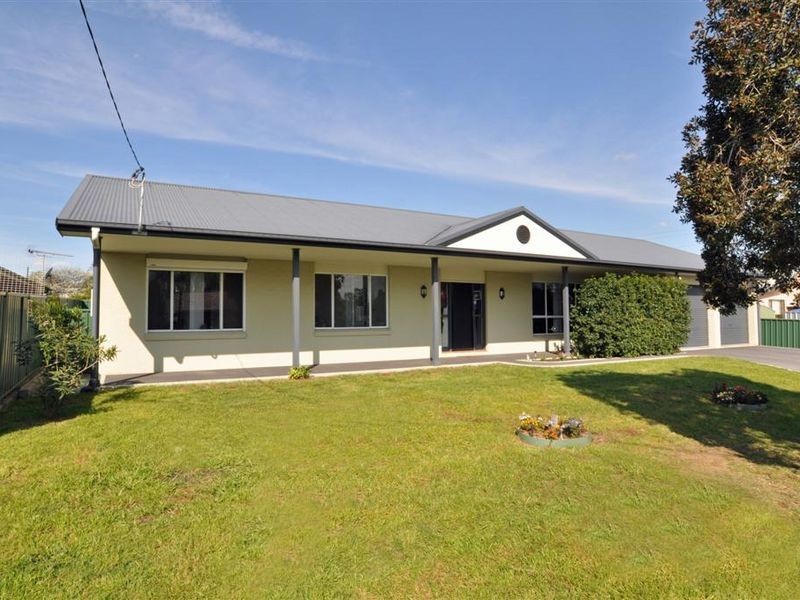 17a Bowen Street, Branxton NSW 2335