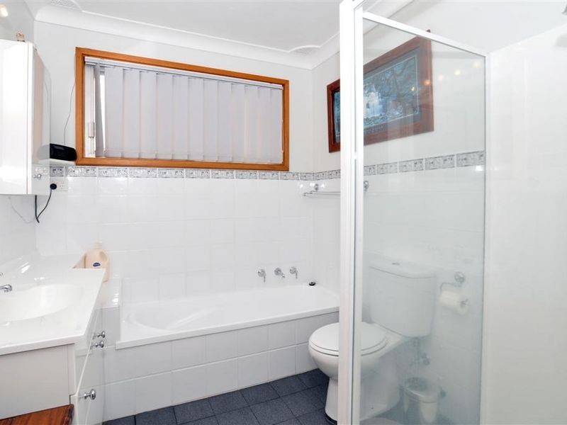 24 Eighth Street, Weston NSW 2326