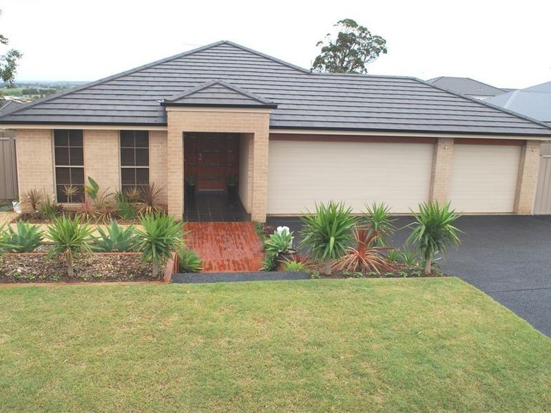 100 Canterbury Drive, Raworth NSW 2321
