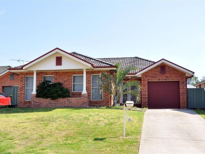7 Lincoln Close, Morpeth NSW 2321