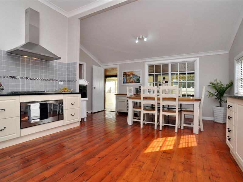 33 Gillies Street, Rutherford NSW 2320