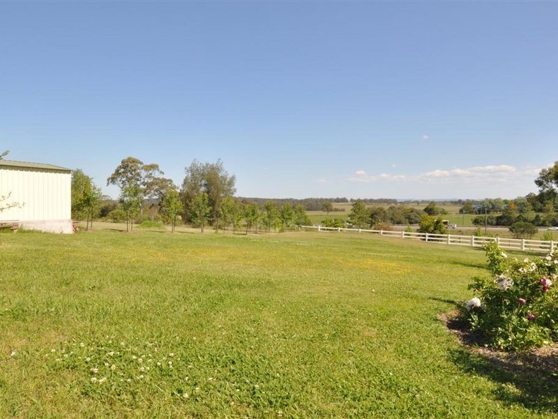 12 River Road, Windella NSW 2320