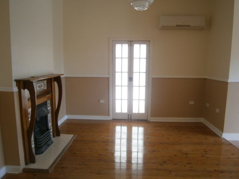 34 Charlton St, Cessnock NSW 2325