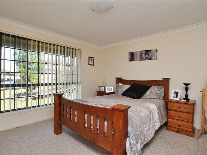 14 Hibiscus Crescent, Aberglasslyn NSW 2320