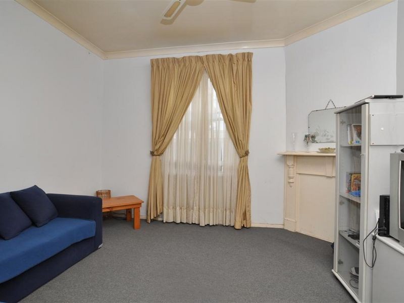 22 John Street, East Maitland NSW 2323