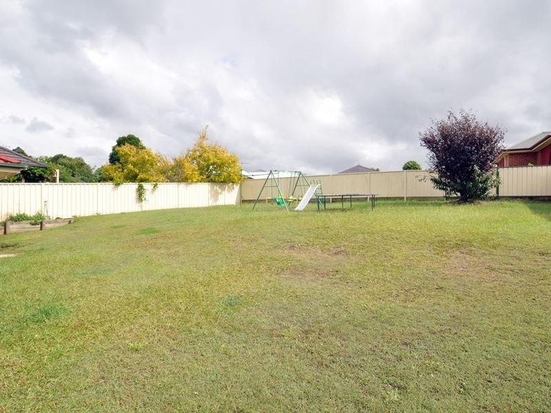 24 Canterbury Drive, Morpeth NSW 2321