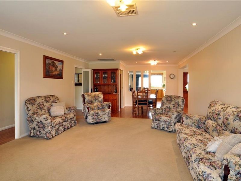 30 Justin Drive, Raworth NSW 2321