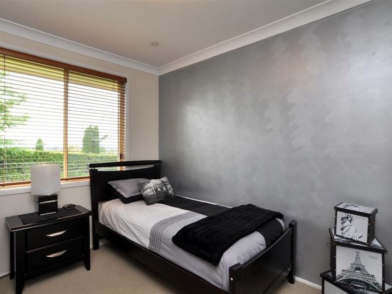 30 Justin Drive, Raworth NSW 2321