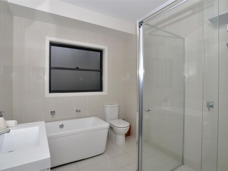 8 Kilshanny Avenue, Ashtonfield NSW 2323