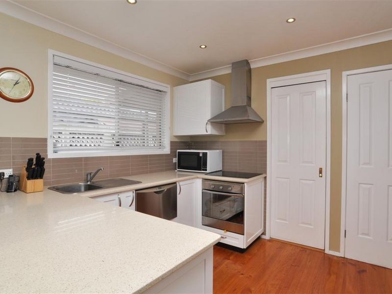 16 Way Street, Tenambit NSW 2323