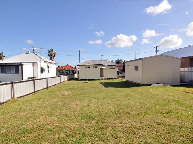 12 Guest Street, Cessnock NSW 2325