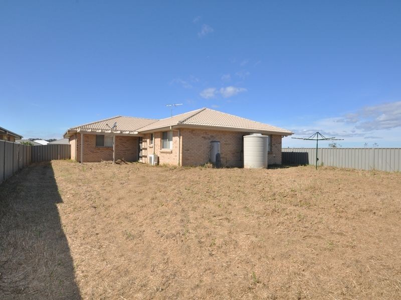 6 Sellers Avenue, Rutherford NSW 2320