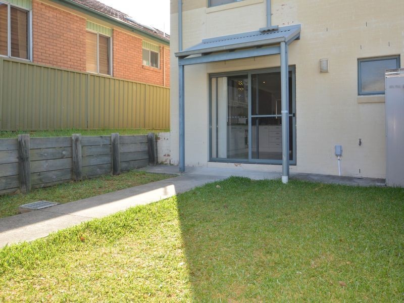 1/2 Dwyer Street, Maitland NSW 2320