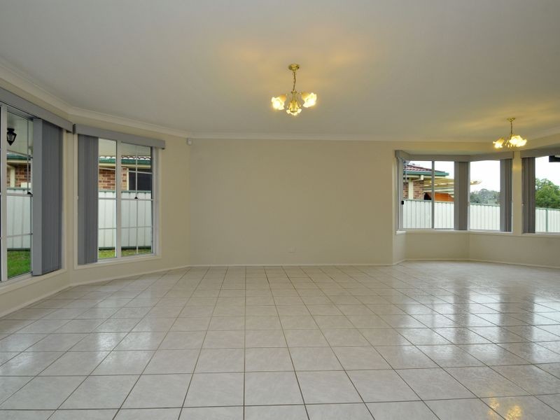 51 Streeton Drive, Metford NSW 2323