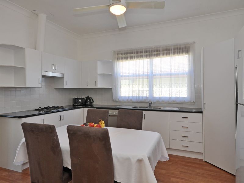 5 Lions Street, Telarah NSW 2320