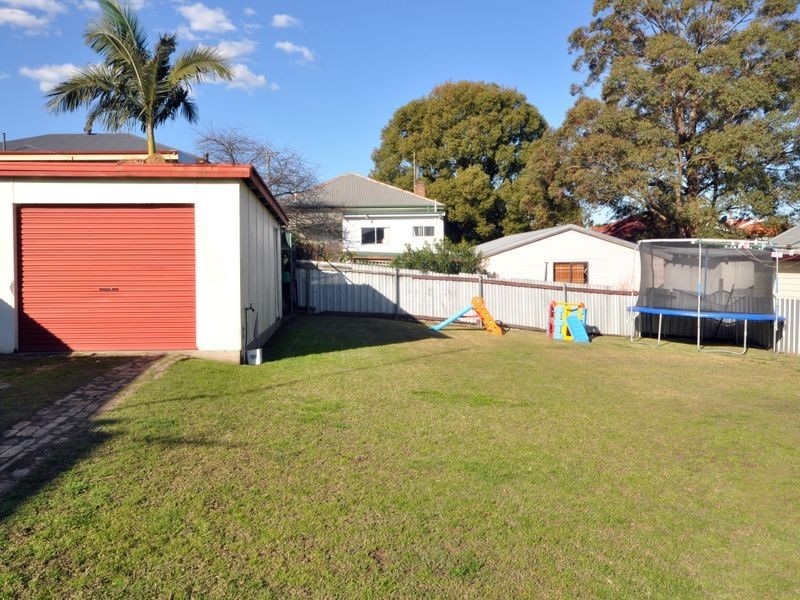 5 Lions Street, Telarah NSW 2320