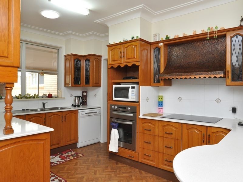 31 Goldingham Street, Tenambit NSW 2323