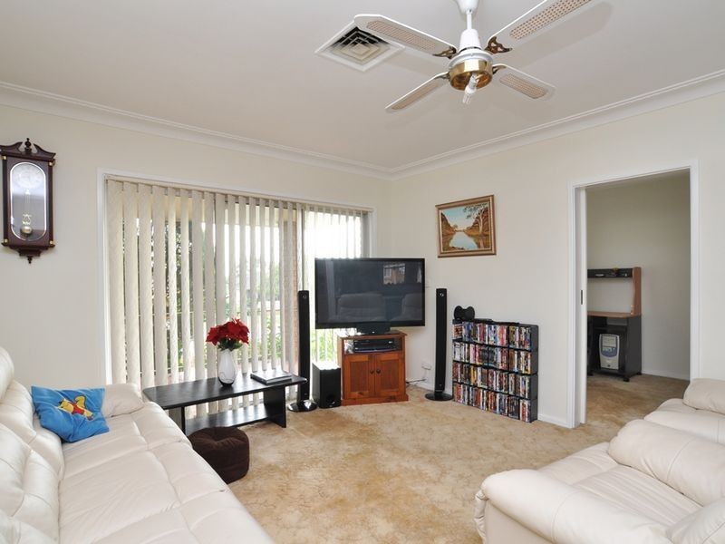 31 Goldingham Street, Tenambit NSW 2323