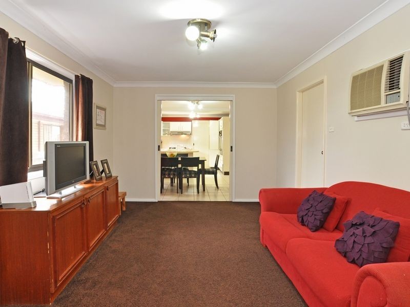 17 Dixon Street, Cessnock NSW 2325