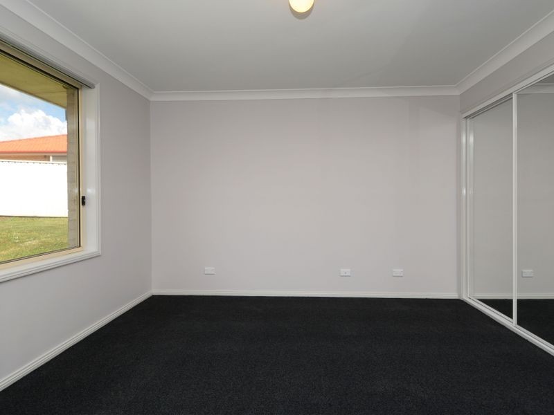 21 Holliday Close, Rutherford NSW 2320