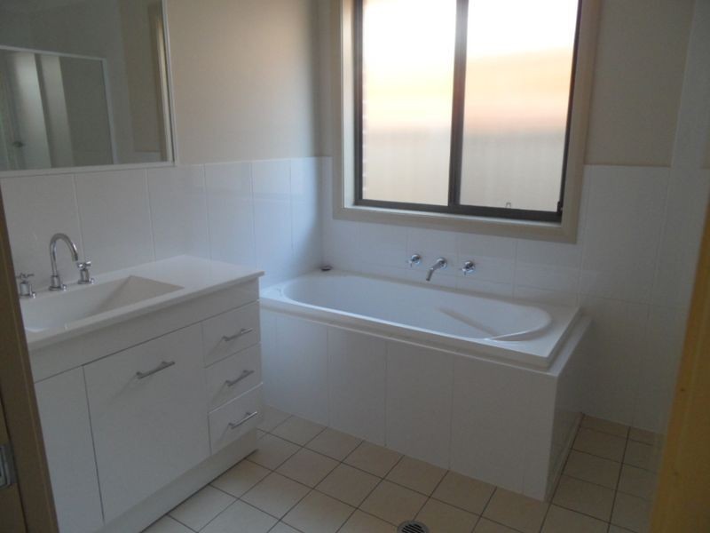 2/34 Ashton Drive, Heddon Greta NSW 2321