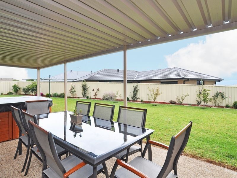 28 Kelly Circle, Rutherford NSW 2320