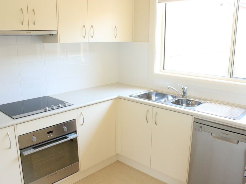 Residence Cnr Robert Street and Alpine Close, Tenambit NSW 2323