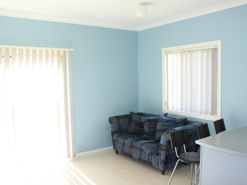 2/6 Lincoln Close, Morpeth NSW 2321
