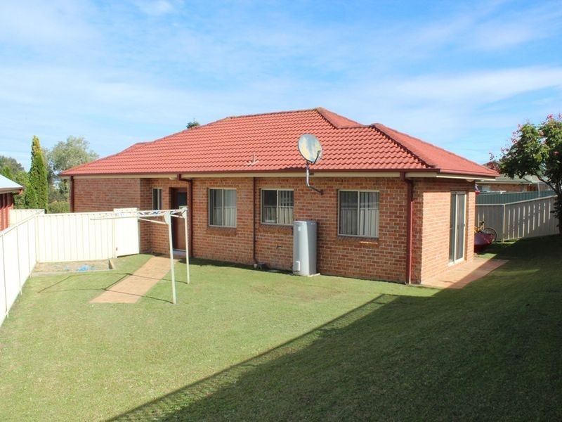 2/6 Lincoln Close, Morpeth NSW 2321