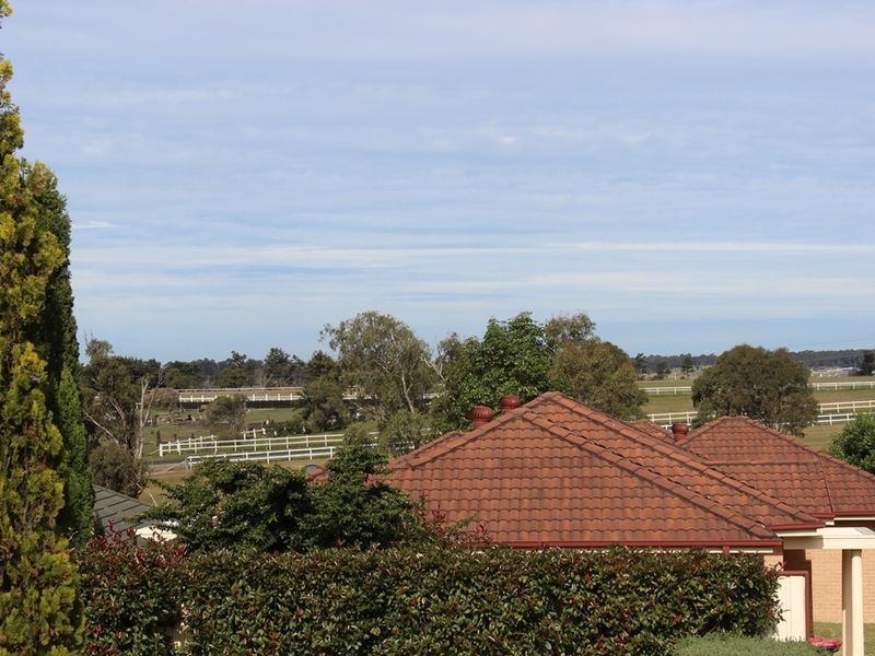 2/6 Lincoln Close, Morpeth NSW 2321