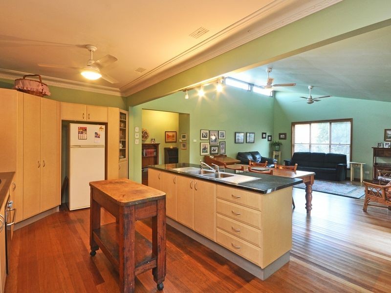 64 Bolwarra Road, Bolwarra NSW 2320