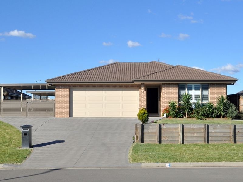 33 Saddlers Ridge, Gillieston Heights NSW 2321