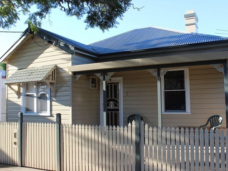 2 Lorn Street, Lorn NSW 2320