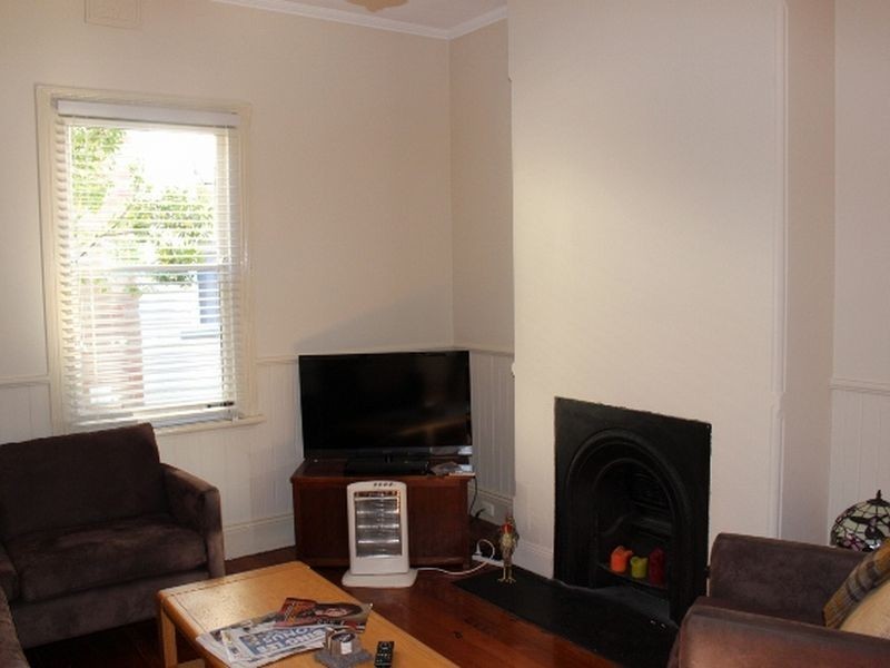 2 Lorn Street, Lorn NSW 2320