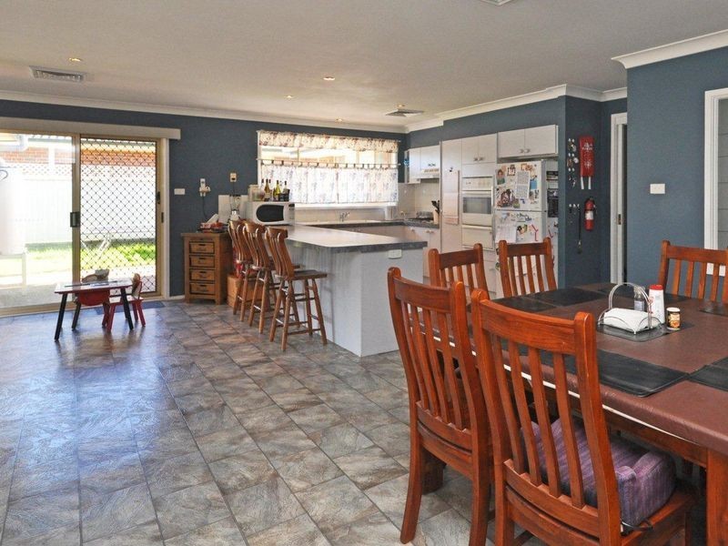 31 Avard Close, Thornton NSW 2322