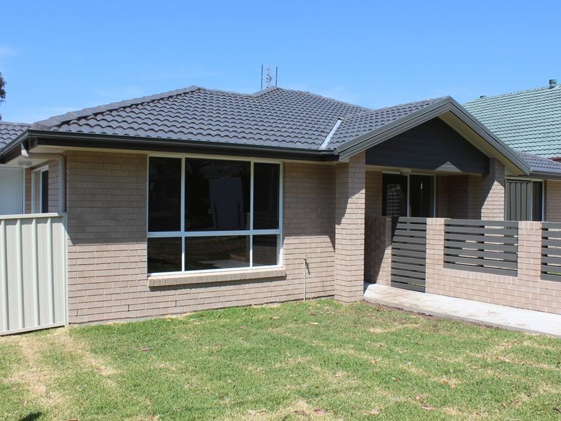Residence Cnr Robert Street and Alpine Close, Tenambit NSW 2323