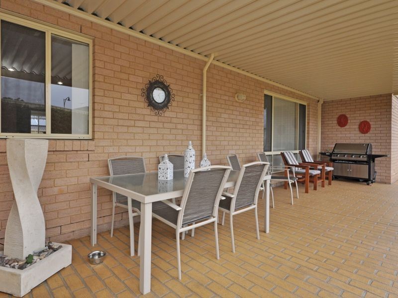 1 Willow Close, Thornton NSW 2322