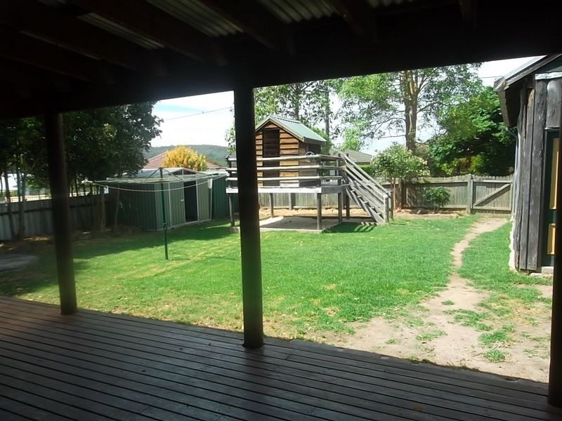 17 Albert St, Paterson NSW 2421